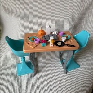 Barbie Dream House 2015 Dining Room Table Blue Chairs Doll food  furniture